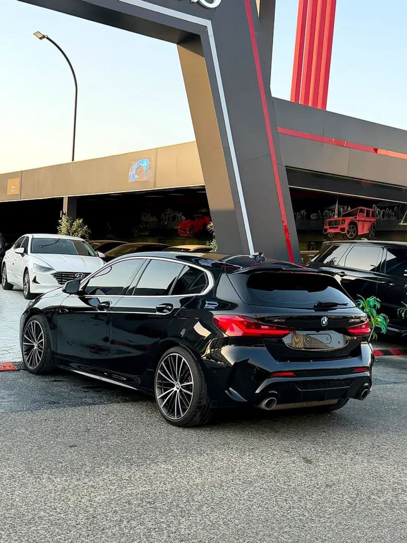 2024 BMW 135i thumbnail 5