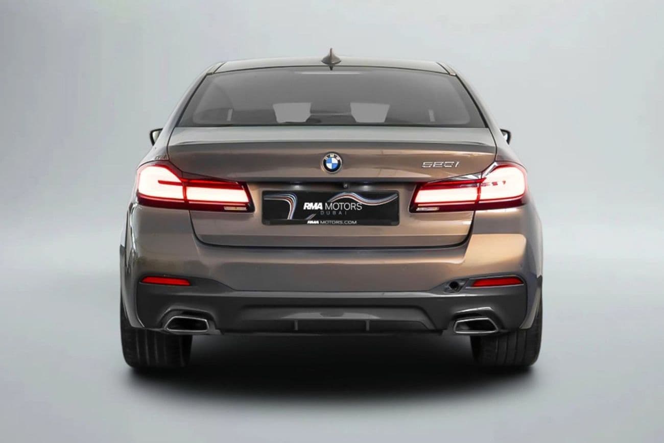 2021 BMW 520i M Sport thumbnail 4