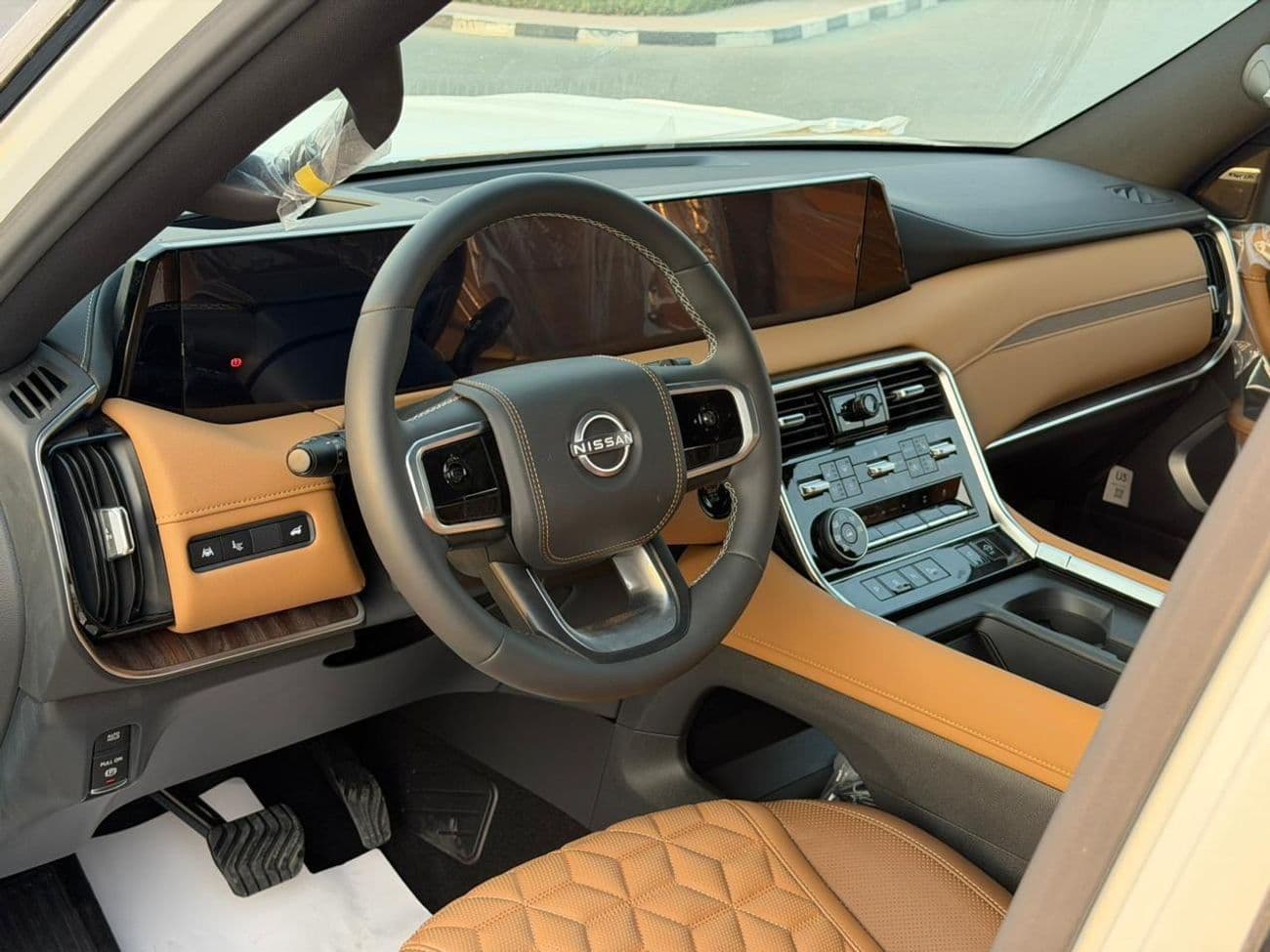2026 Nissan Patrol LE PLATINUM CITY thumbnail 5
