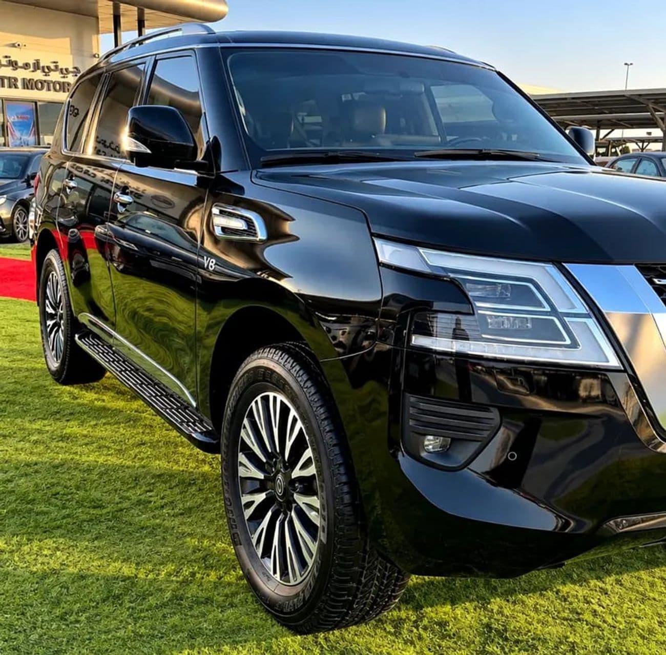 2024 Nissan Patrol LE PLATINUM CITY thumbnail 3