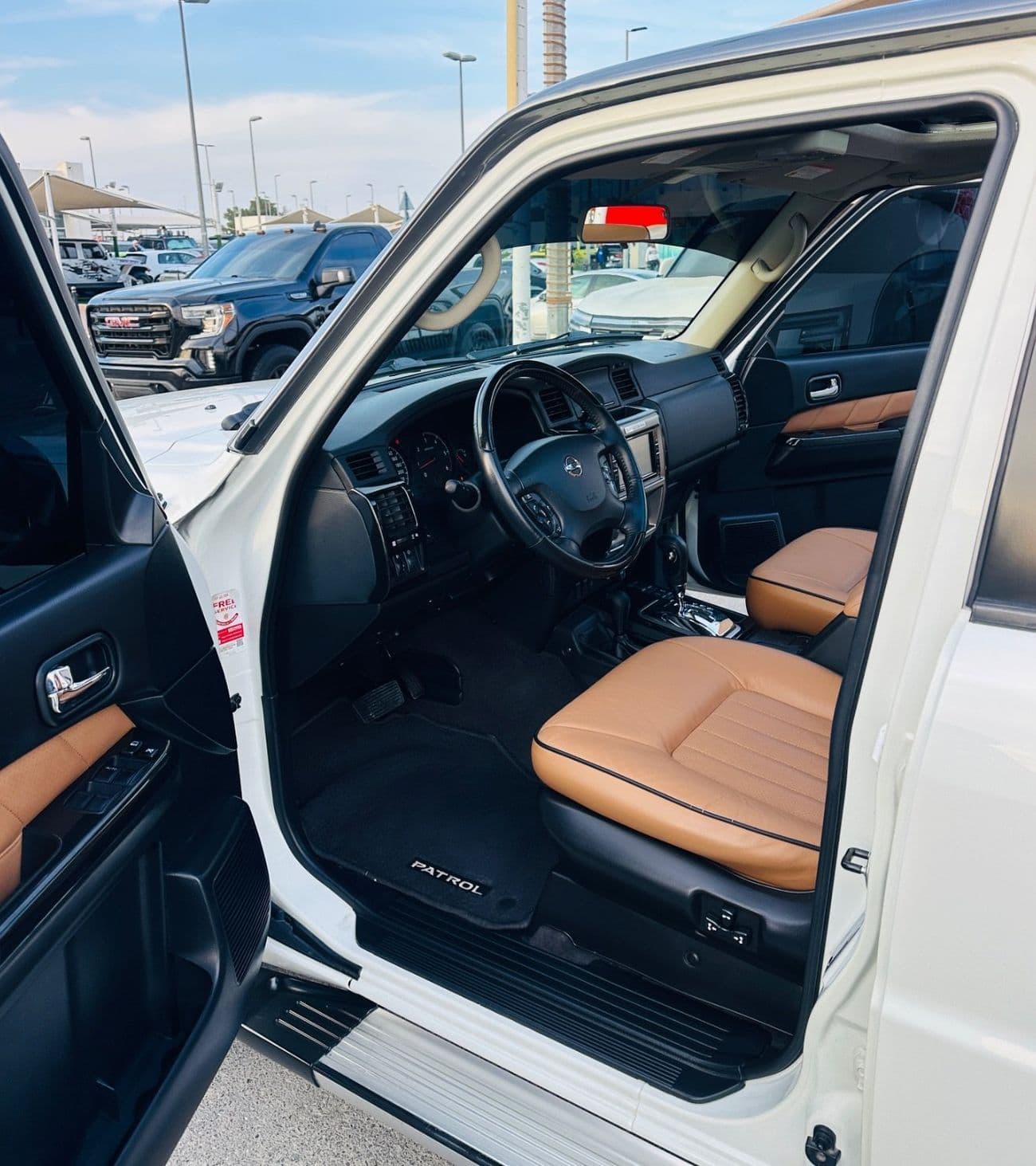 2021 Nissan Patrol SUPER SAFARI thumbnail 7