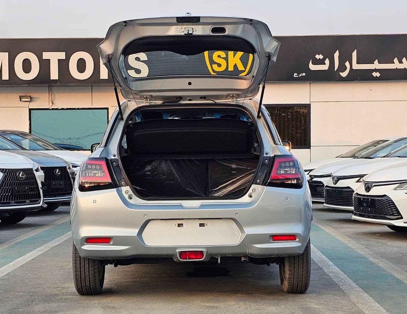 2026 Suzuki Swift GLX thumbnail 4