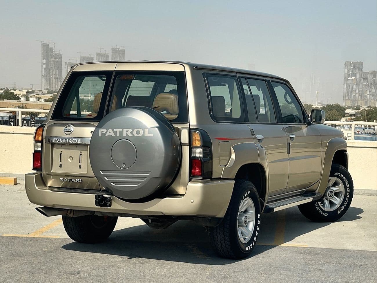 2016 Nissan Patrol HT SAFARI thumbnail 2