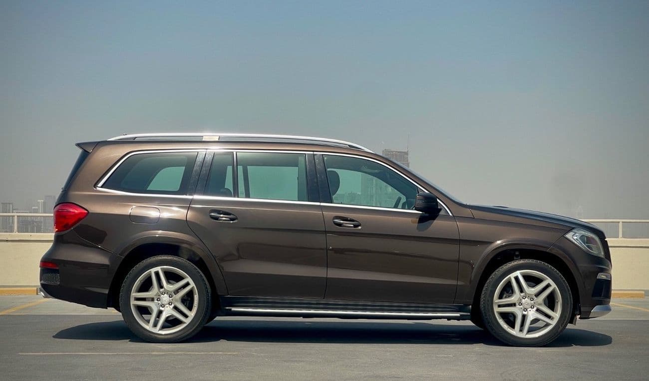 2013 Mercedes Benz GL500 4Matic V8 GCC thumbnail 3