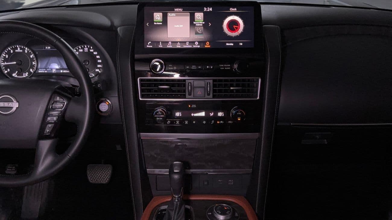 2024 Nissan Patrol SE TITANIUM thumbnail 8