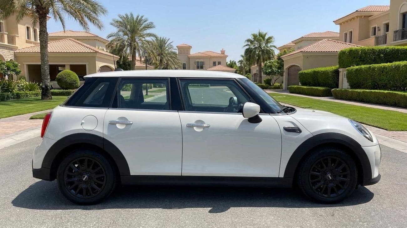 2024 Mini Cooper STANDARD thumbnail 3