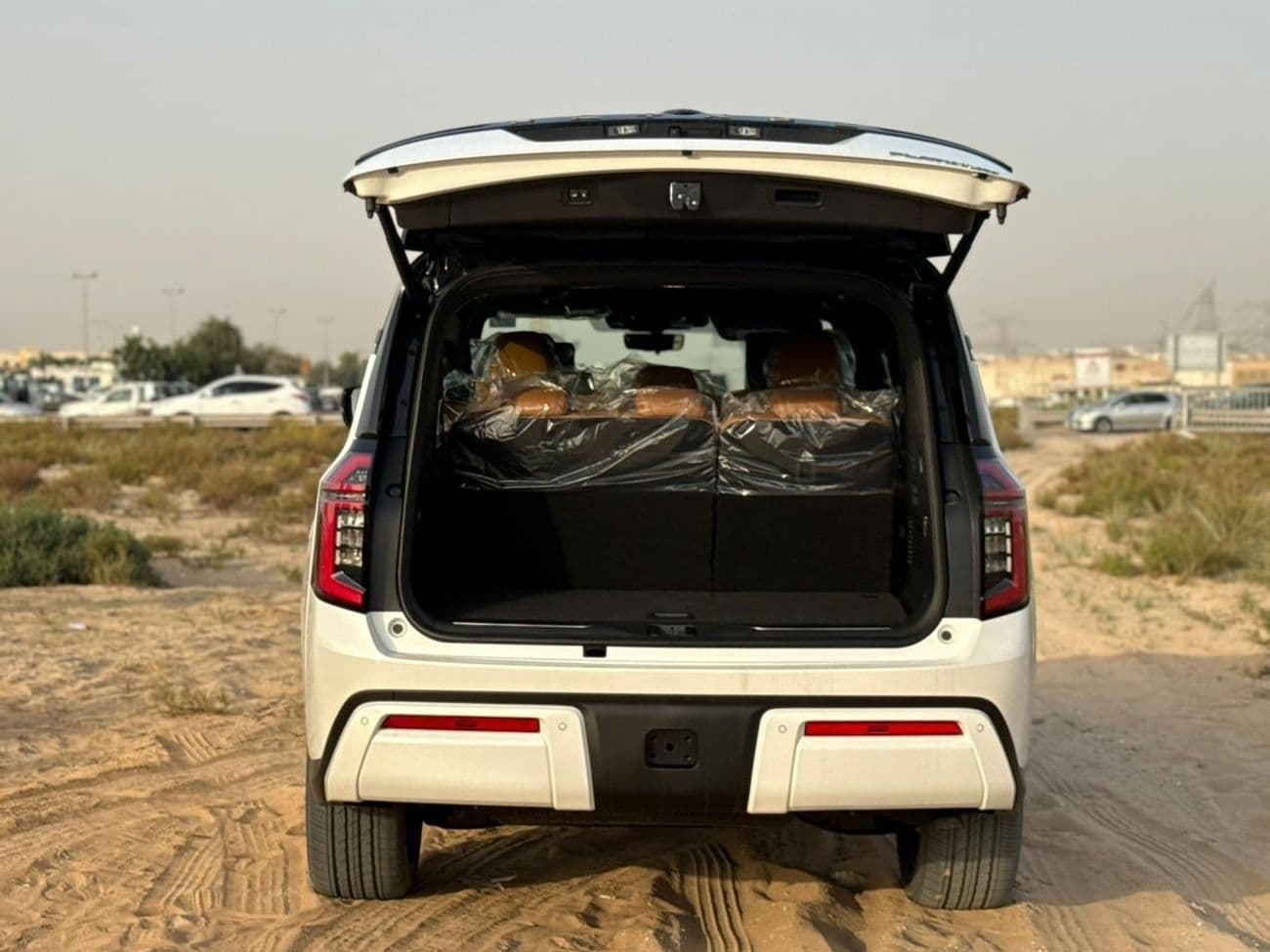 2026 Nissan Patrol LE PLATINUM CITY thumbnail 6