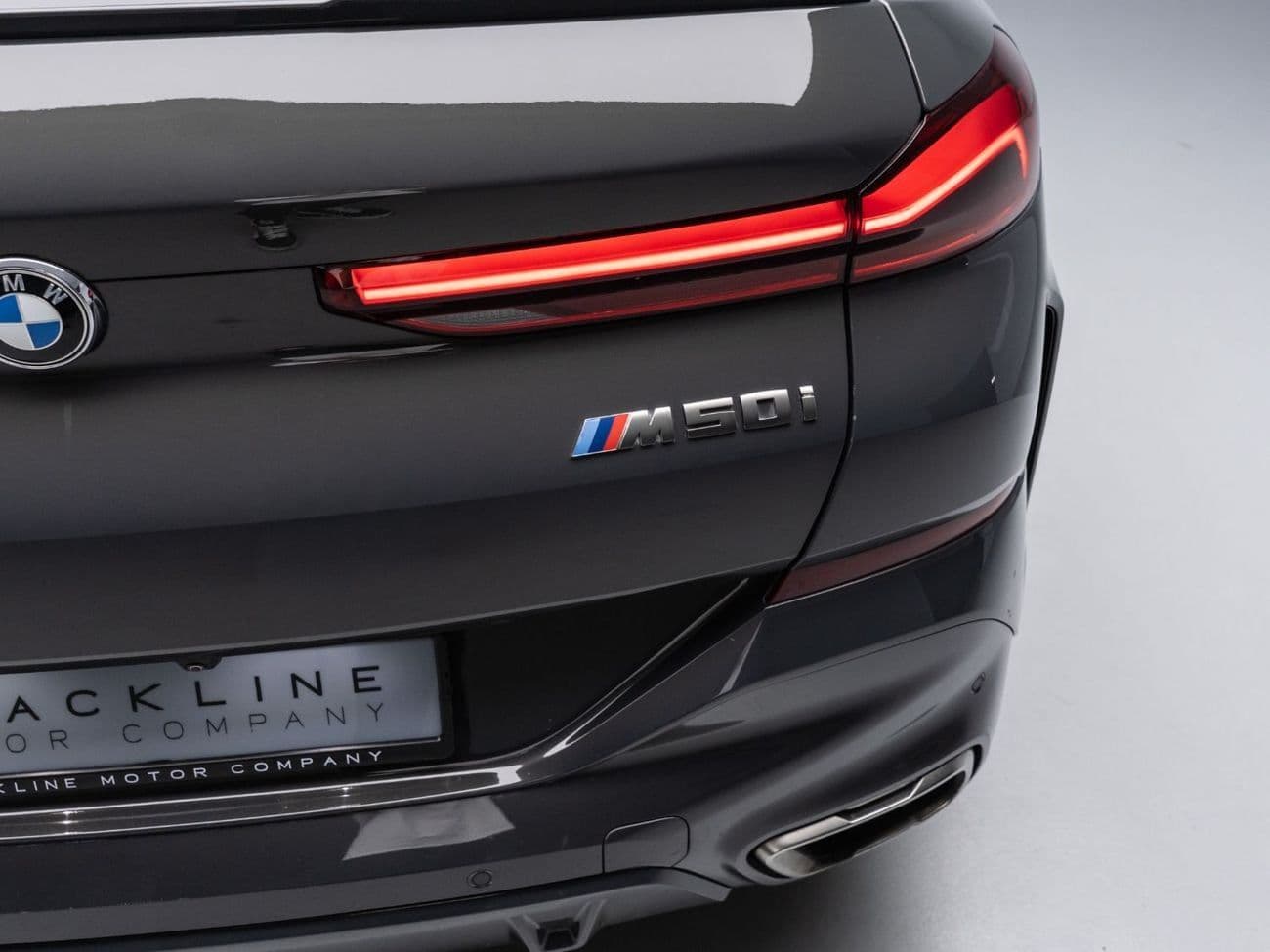 2022 BMW X6 XDRIVE M50i thumbnail 5