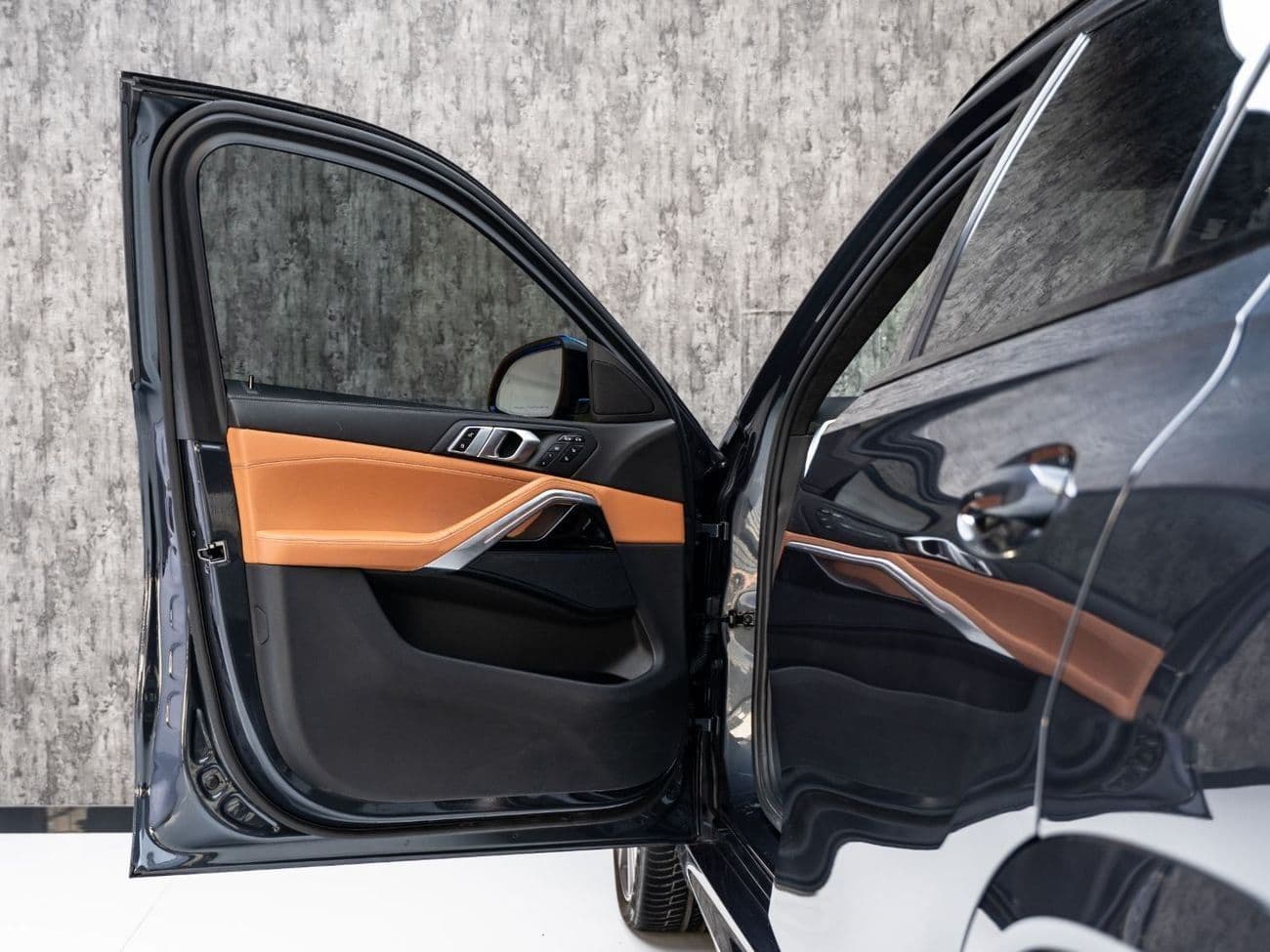 2022 BMW X6 M STANDARD thumbnail 7