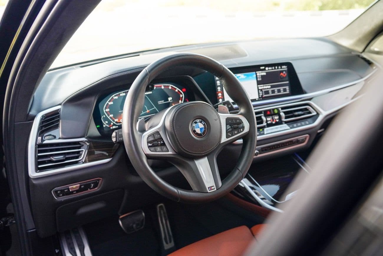 2021 BMW X7 M50i thumbnail 7