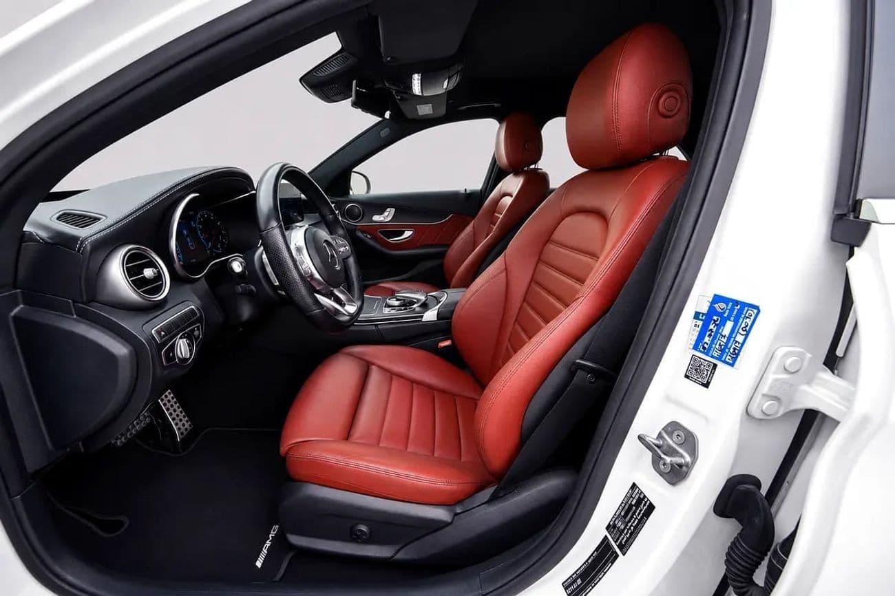2020 Mercedes Benz C200 AMG thumbnail 7