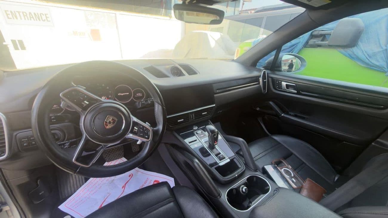 2021 Porsche Cayenne STANDARD thumbnail 7