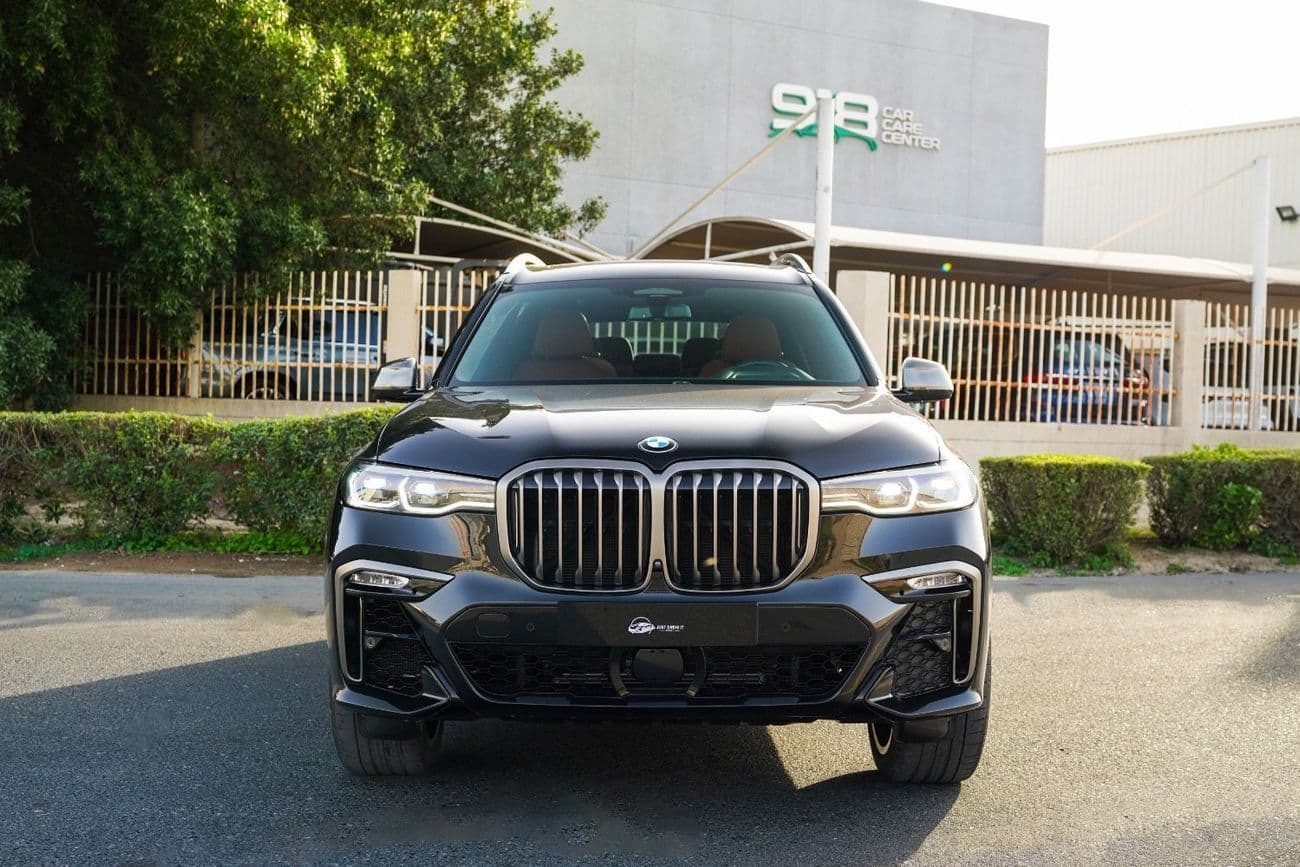 2021 BMW X7 M50i thumbnail 8