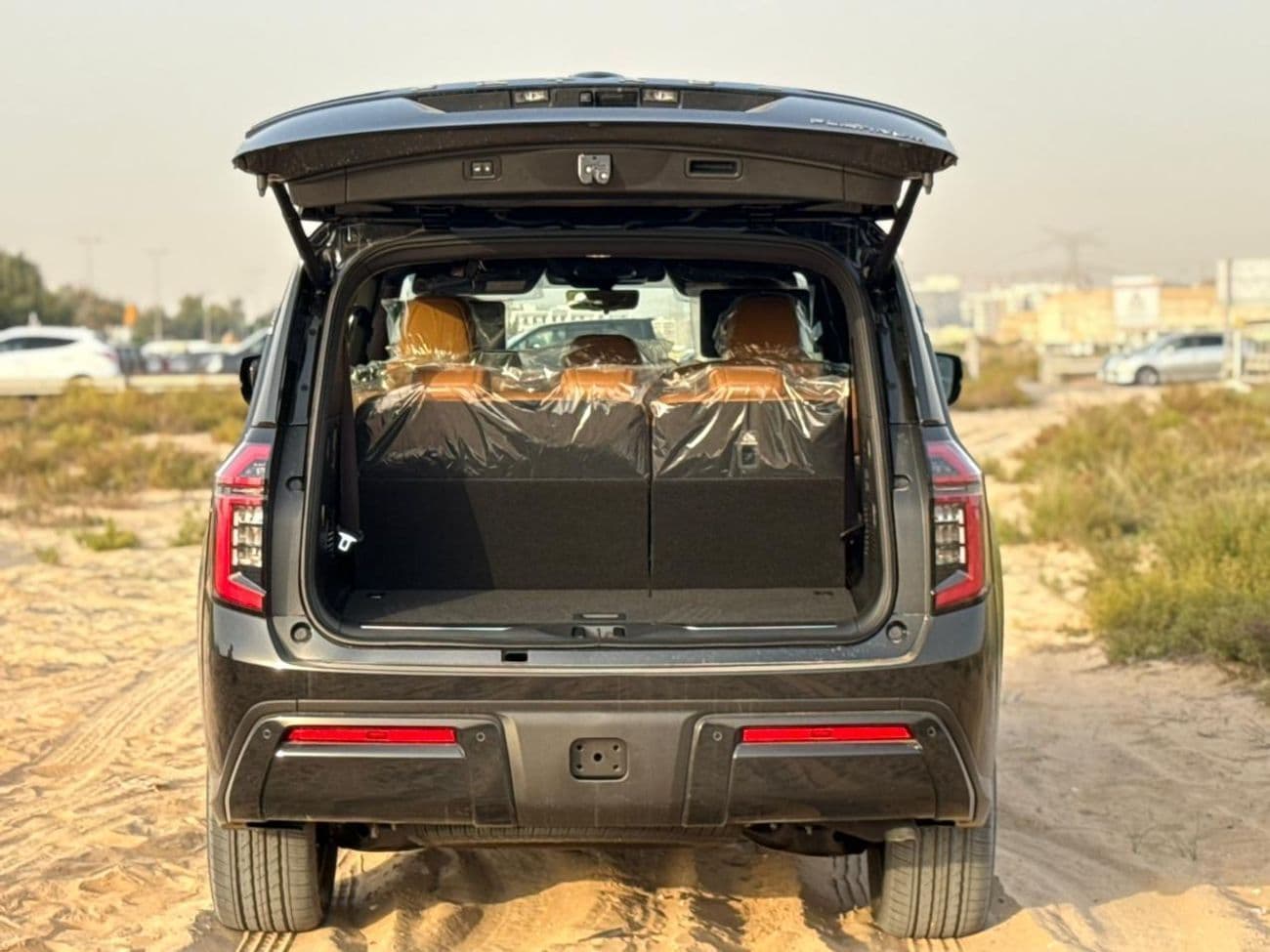 2026 Nissan Patrol LE PLATINUM CITY thumbnail 7