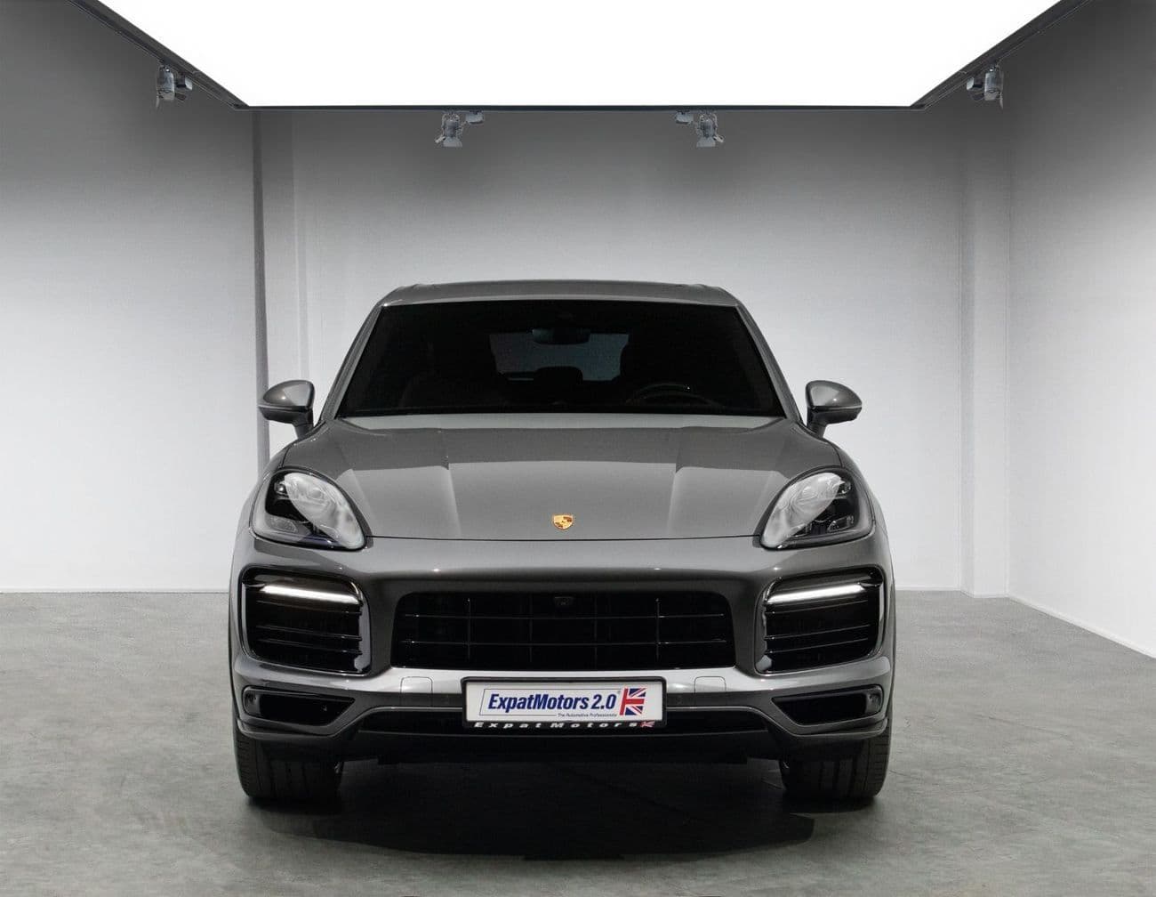 2023 Porsche Cayenne S thumbnail 5