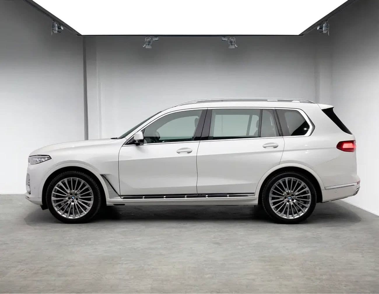 2019 BMW X7 40i PURE EXCELLENCE thumbnail 3