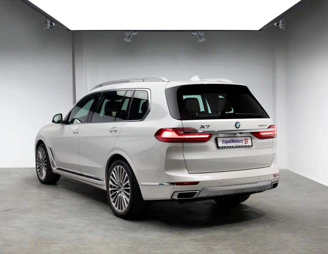 2019 BMW X7 40i PURE EXCELLENCE thumbnail 2