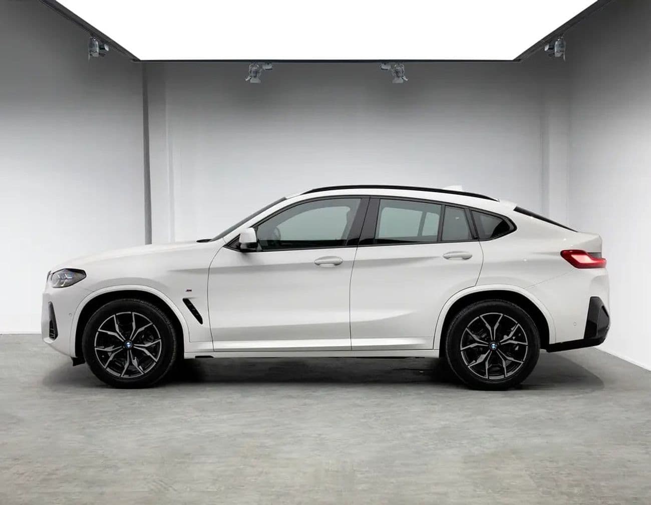 2023 BMW X4 XDRIVE 30I M SPORT thumbnail 2