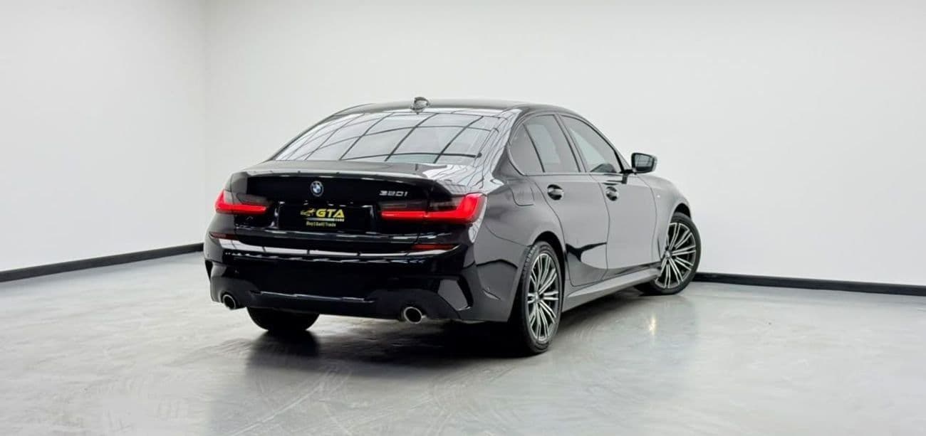 2020 BMW 320i M SPORT thumbnail 4