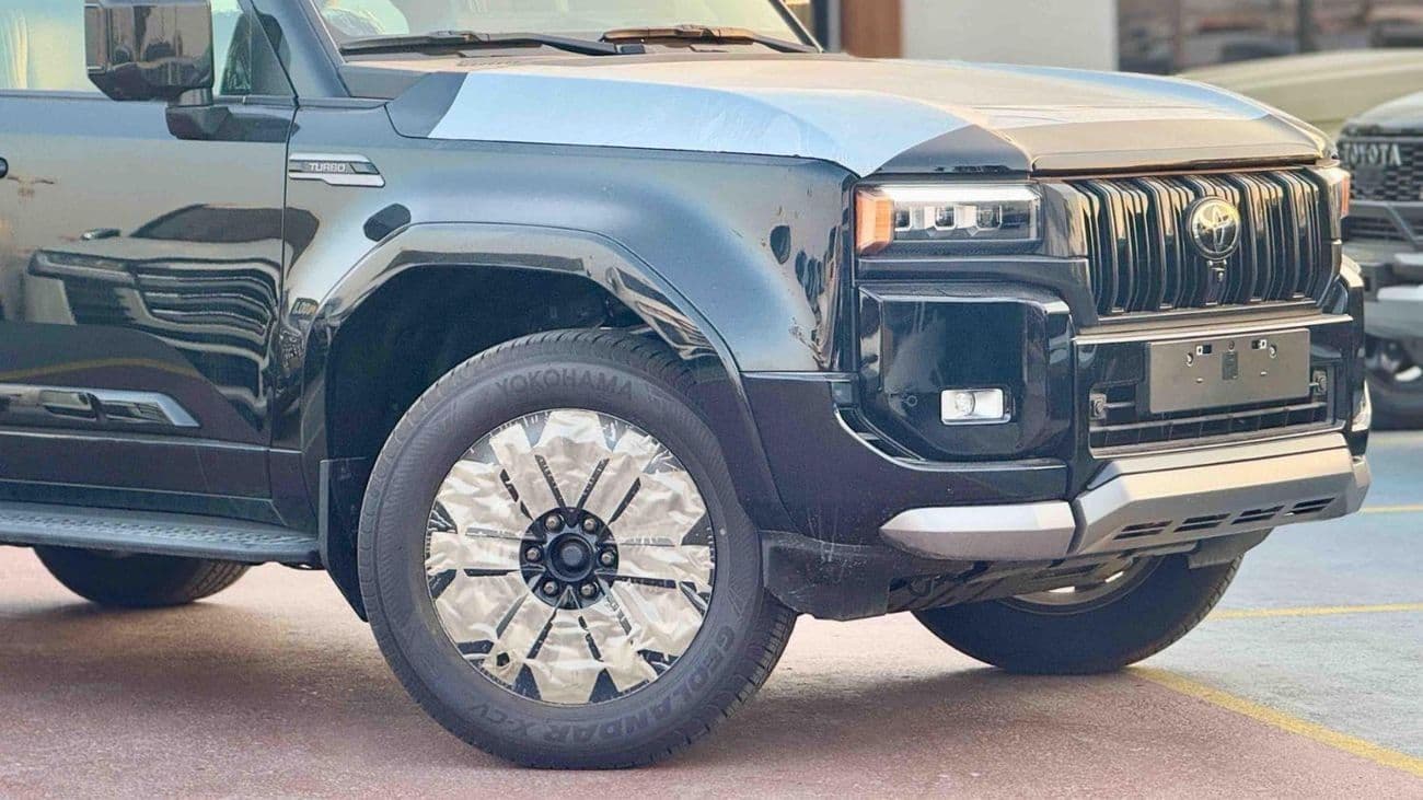 2026 Toyota Prado LUXURY V SPL thumbnail 4