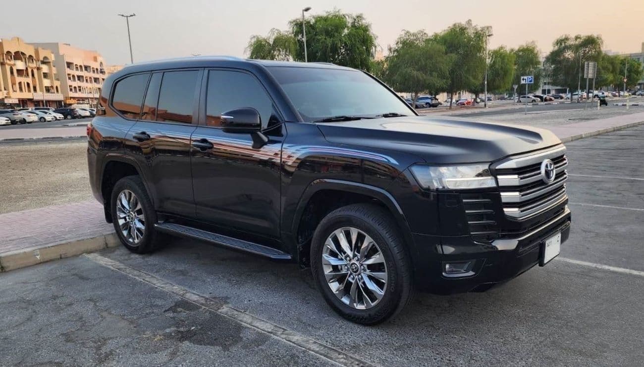 2022 Toyota Land Cruiser GXR thumbnail 2