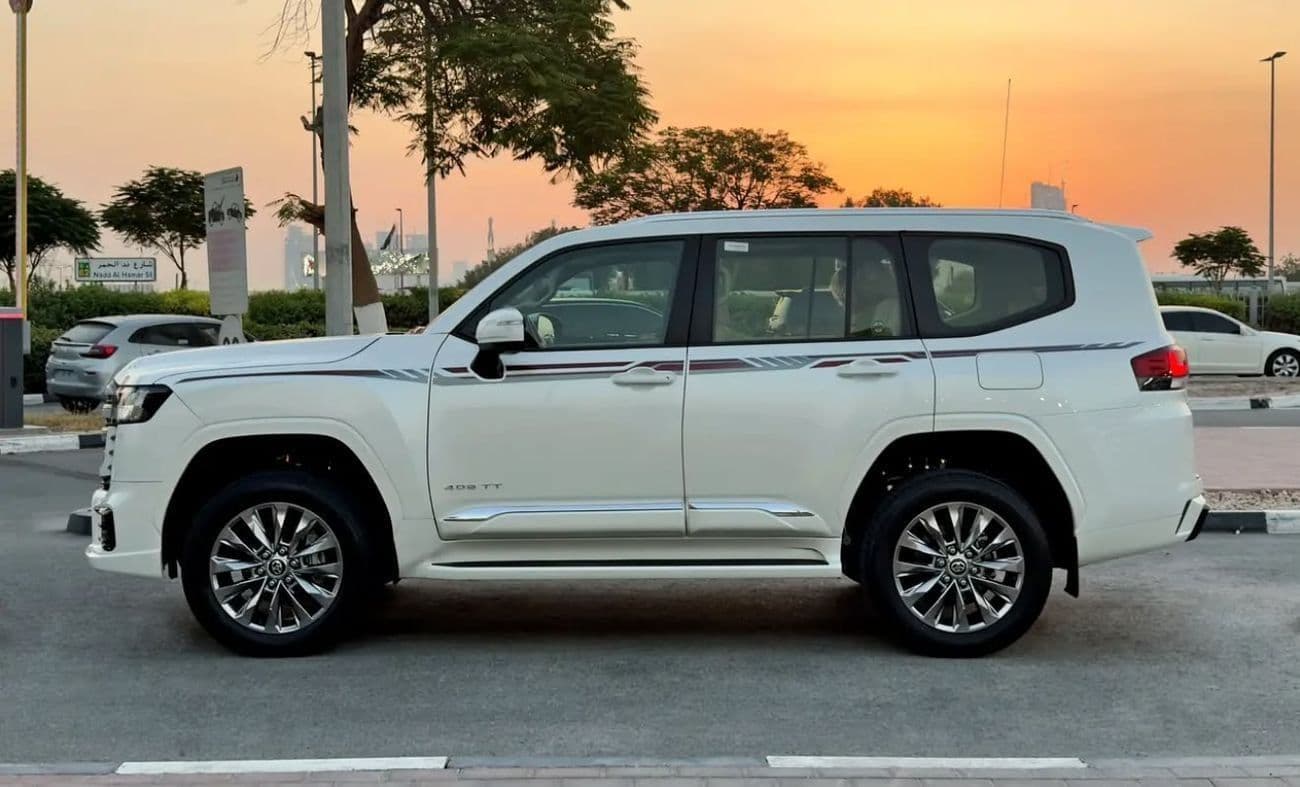 2023 Toyota Land Cruiser GXR thumbnail 2