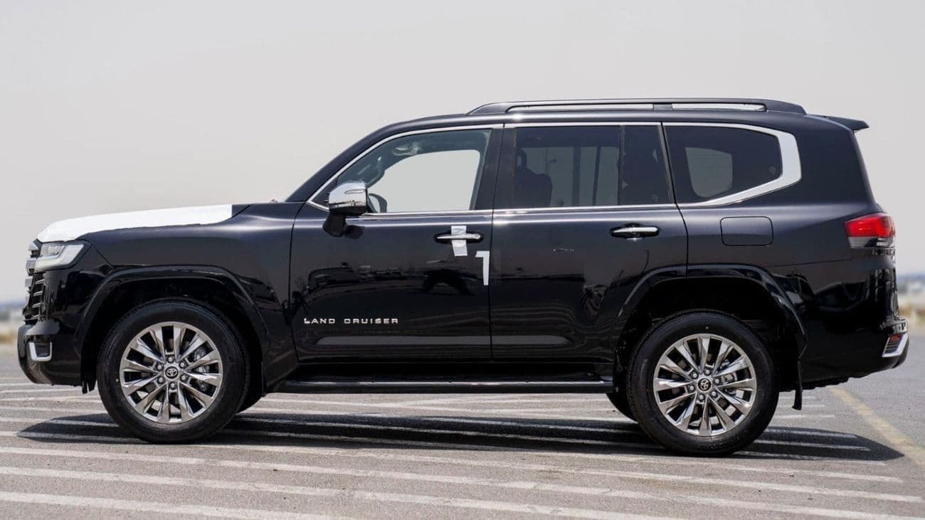 2025 Toyota Land Cruiser VXR thumbnail 2