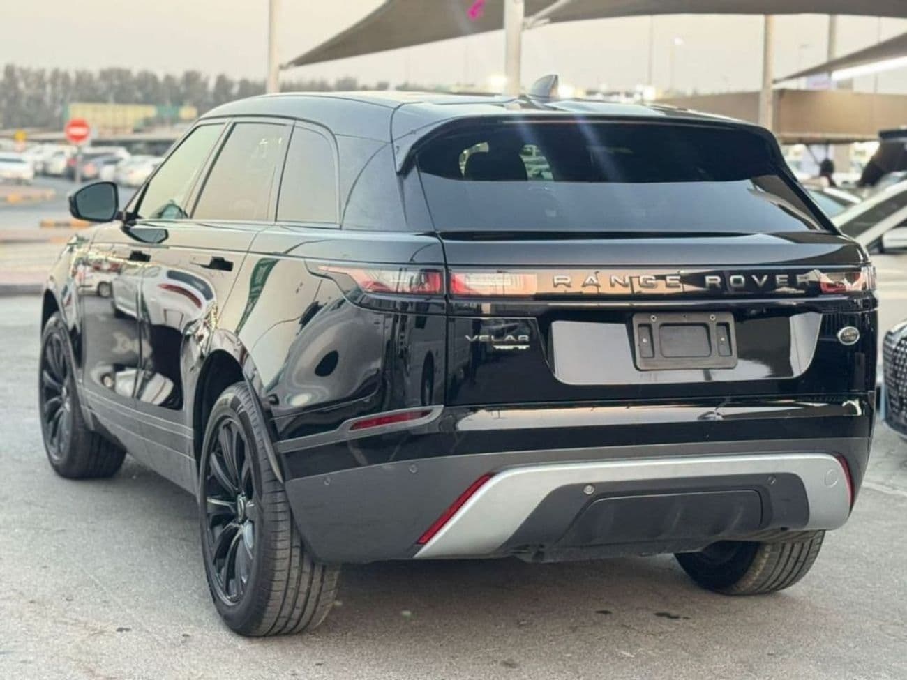 2018 Land Rover Range Rover Velar R DYNAMIC HSE thumbnail 3