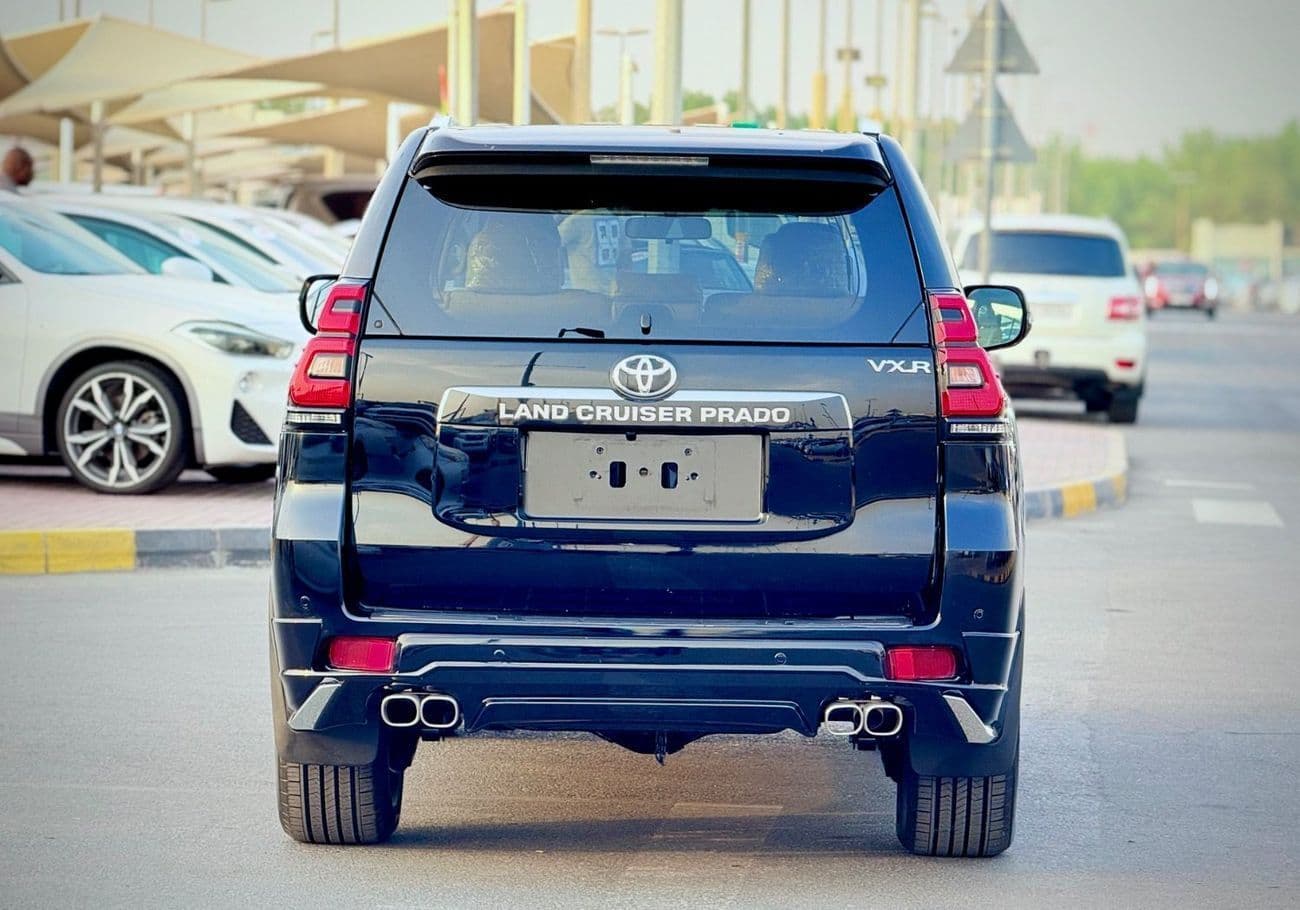 2016 Toyota Prado VXR thumbnail 3