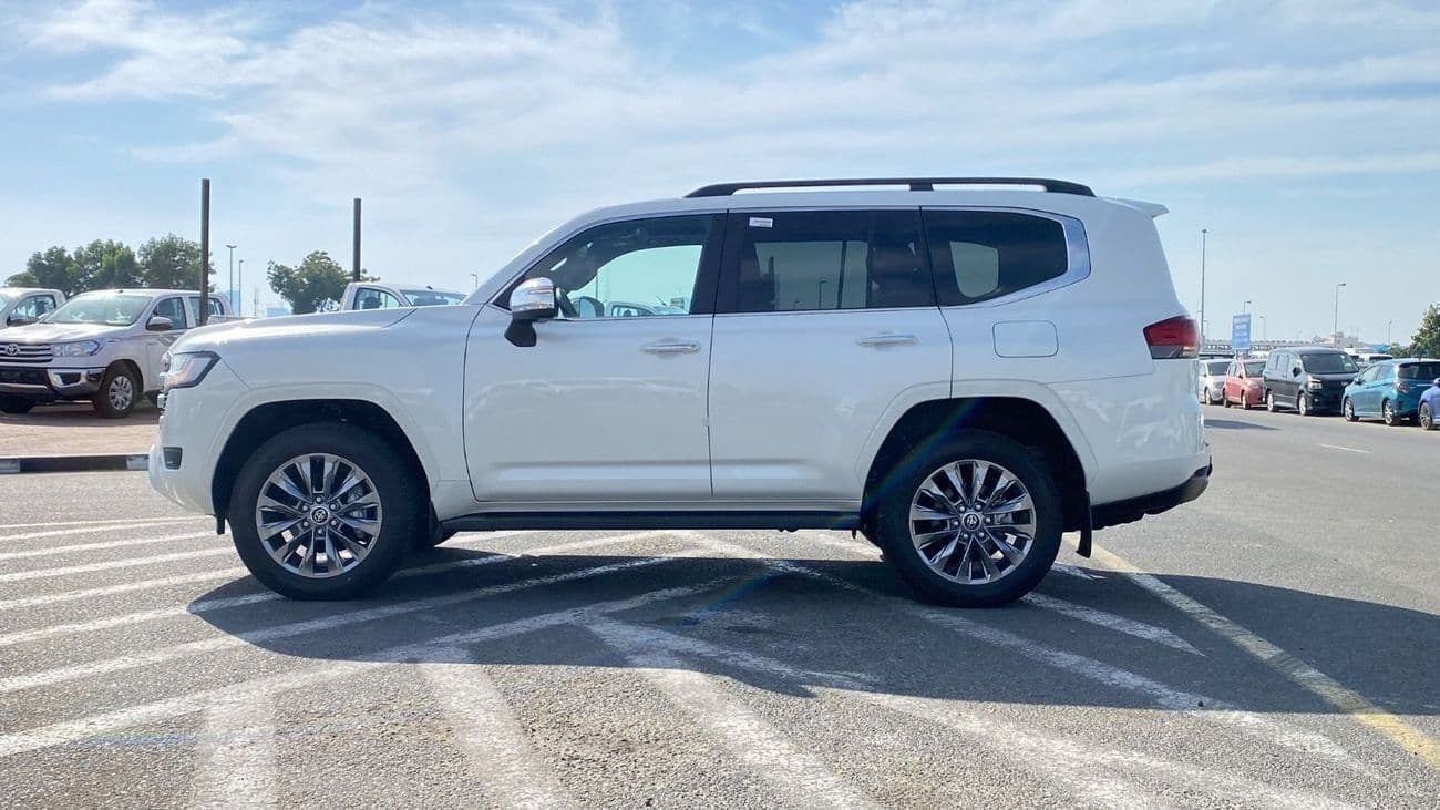 2026 Toyota Land Cruiser VX thumbnail 4