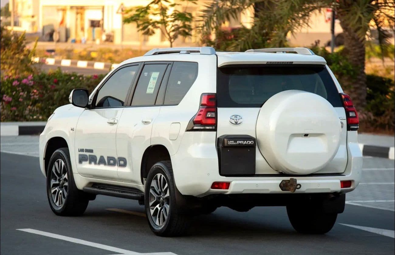 2022 Toyota Prado TX L thumbnail 4