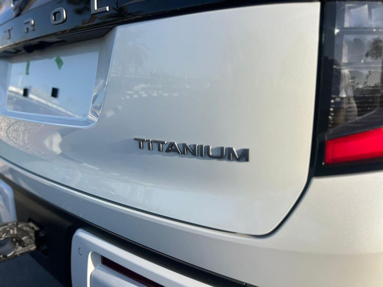2026 Nissan Patrol SE TITANIUM thumbnail 6