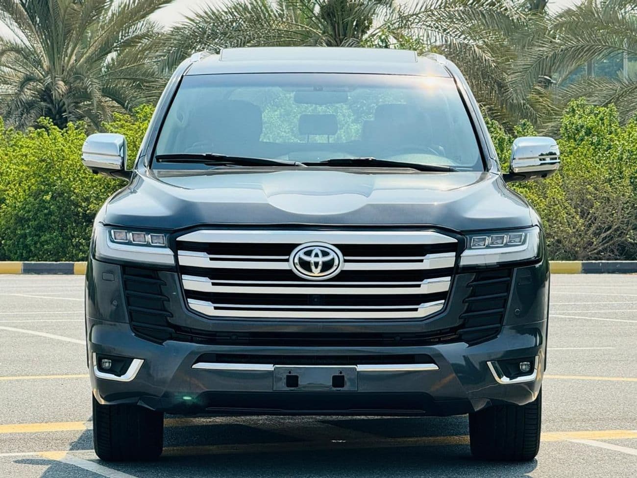 2018 Toyota Land Cruiser VXR thumbnail 6