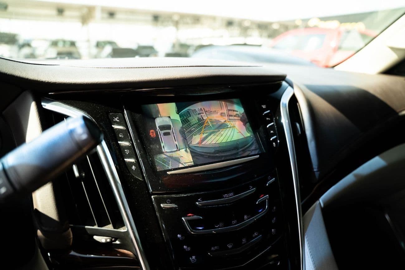 2016 Cadillac Escalade PLATINUM thumbnail 8