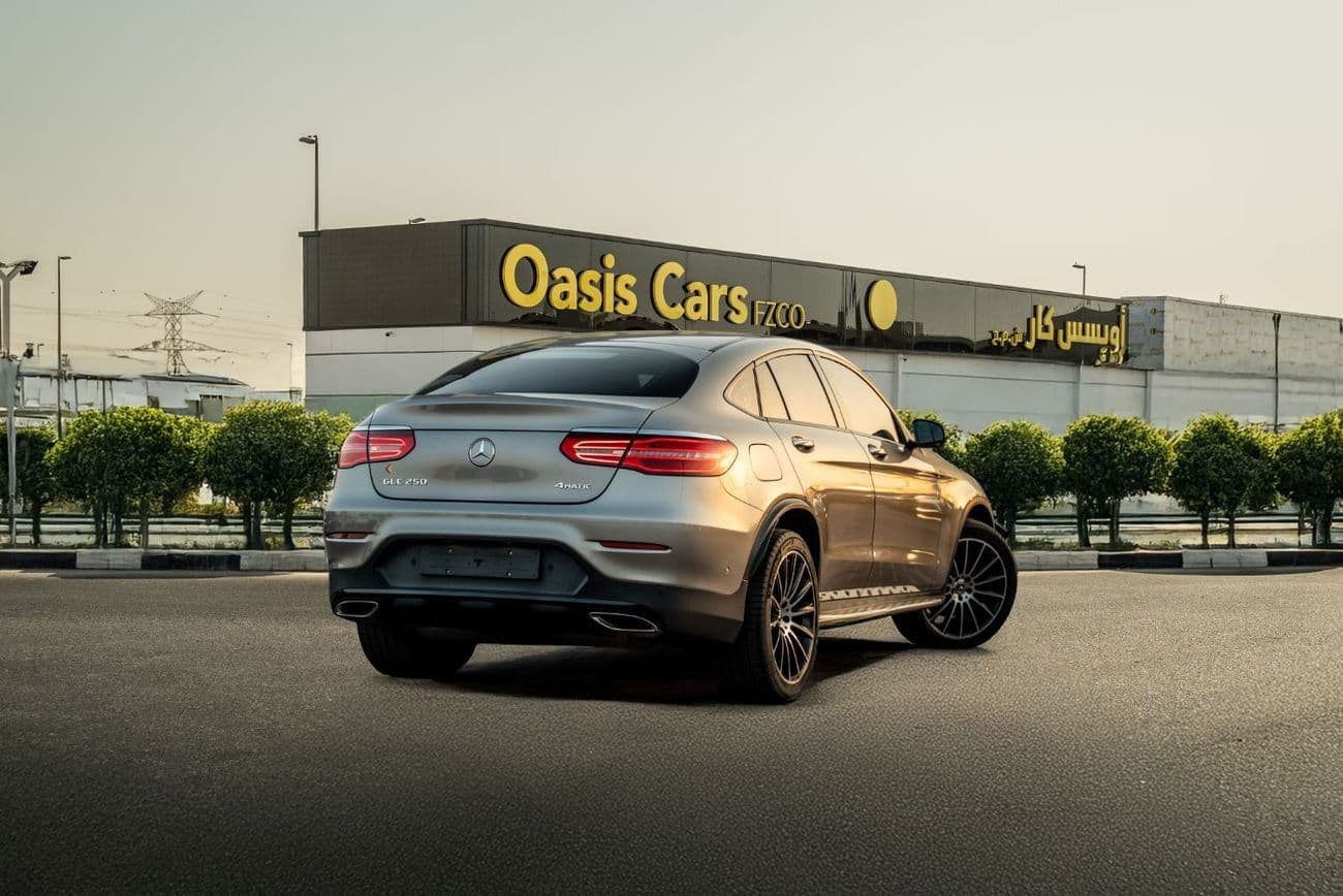 2019 Mercedes Benz GLC250 thumbnail 5