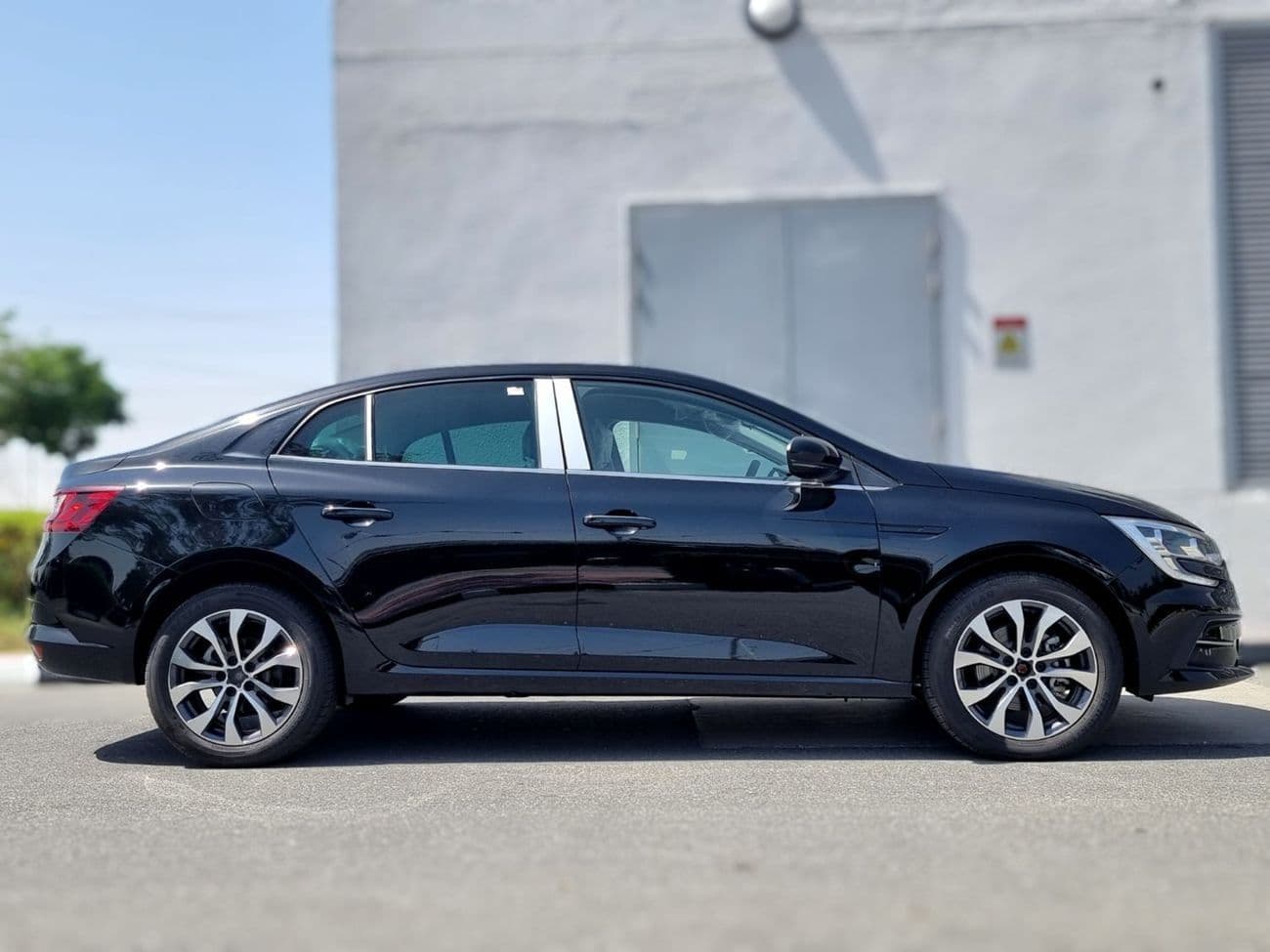 2023 Renault Megane TECHNO thumbnail 2