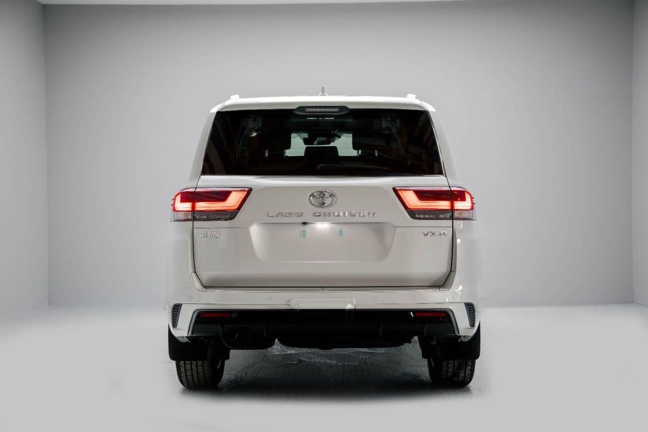 2026 Toyota Land Cruiser VXR thumbnail 6