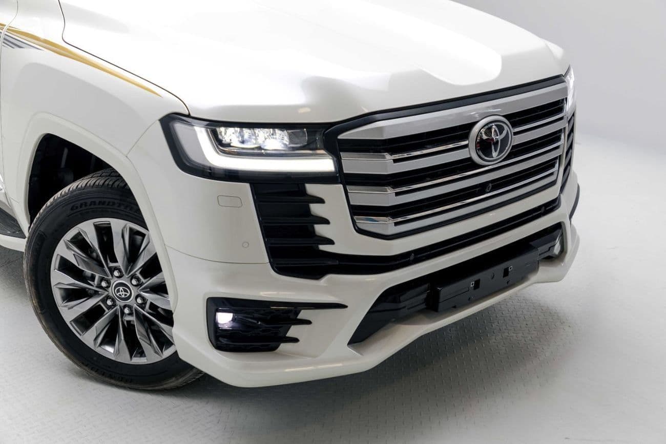 2026 Toyota Land Cruiser VXR thumbnail 2