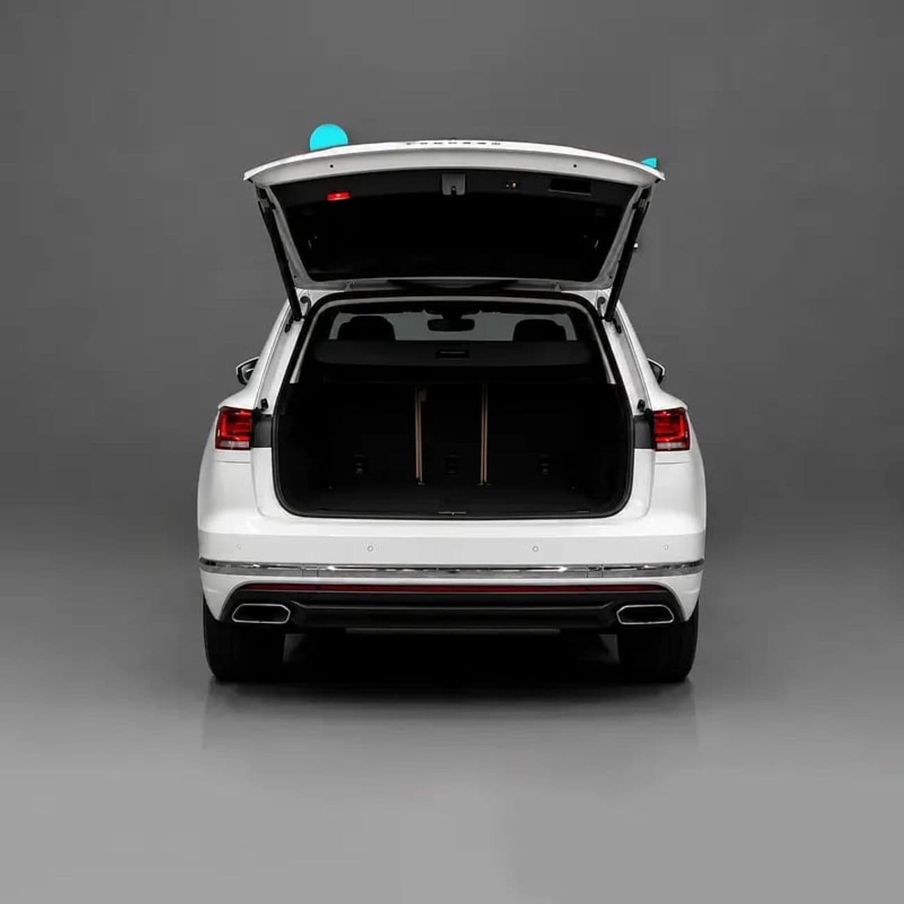2023 Volkswagen Touareg thumbnail 5