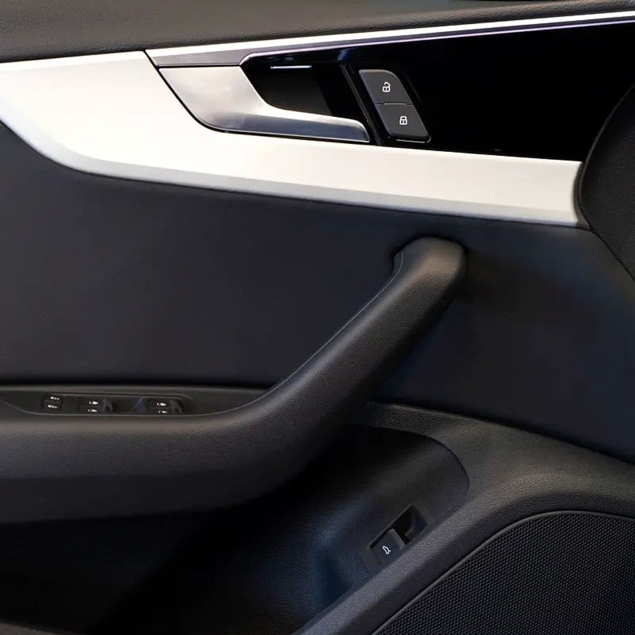2023 Audi A4 35 TFSI S LINE thumbnail 8