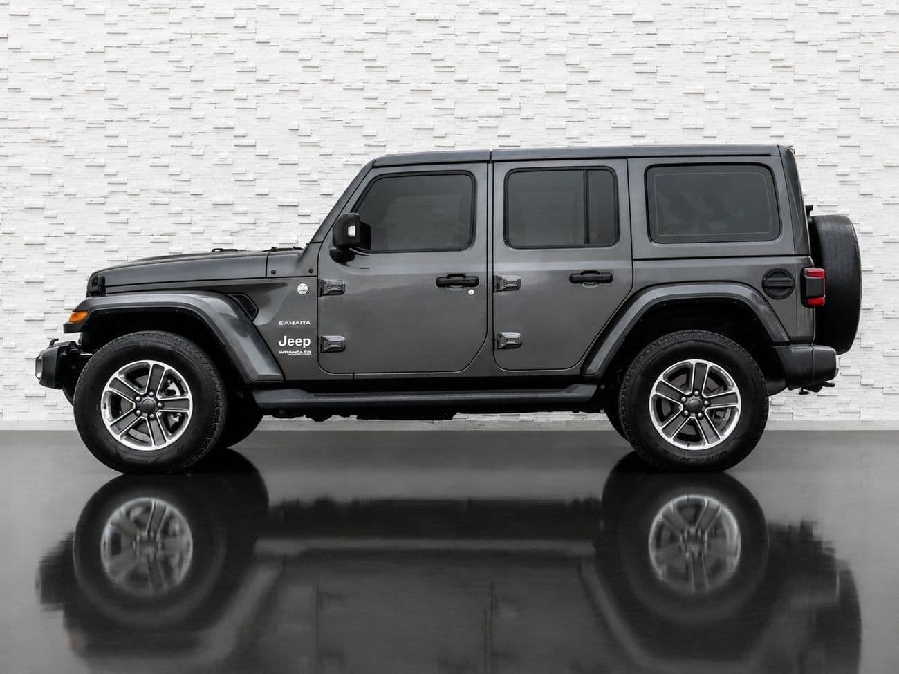 2022 Jeep Wrangler SAHARA thumbnail 6