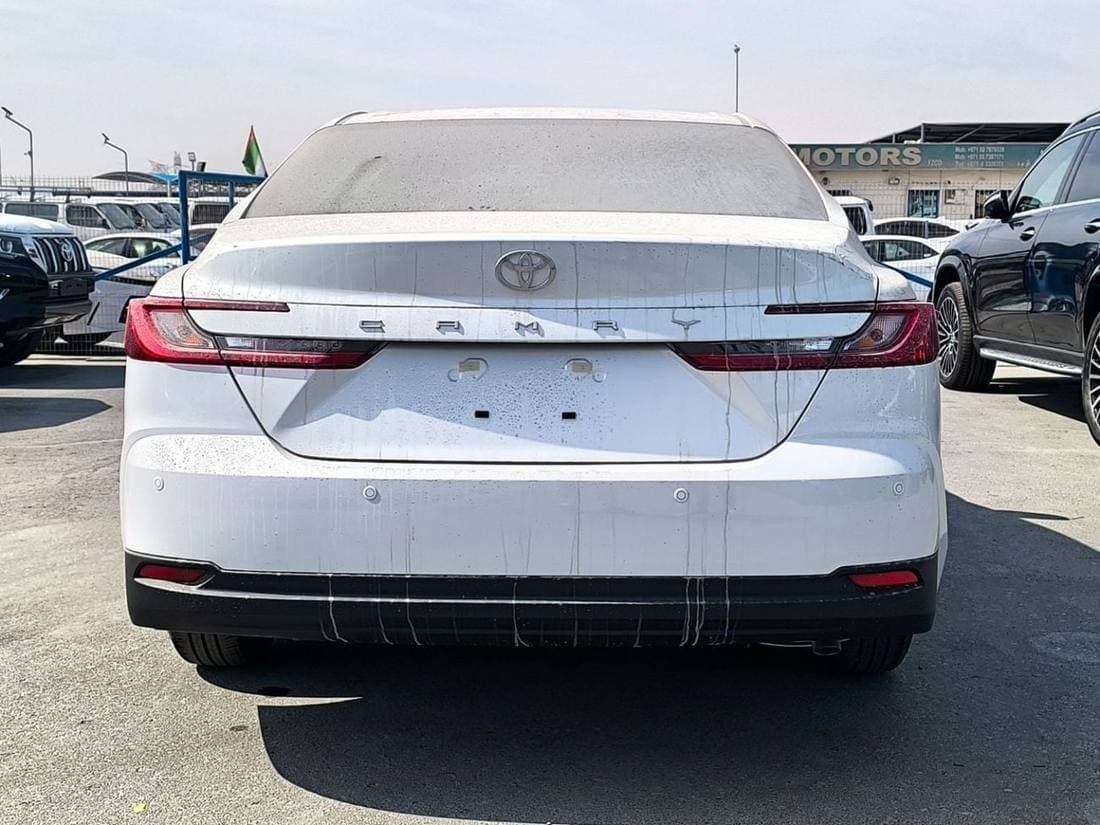 2026 Toyota Camry GLE thumbnail 6