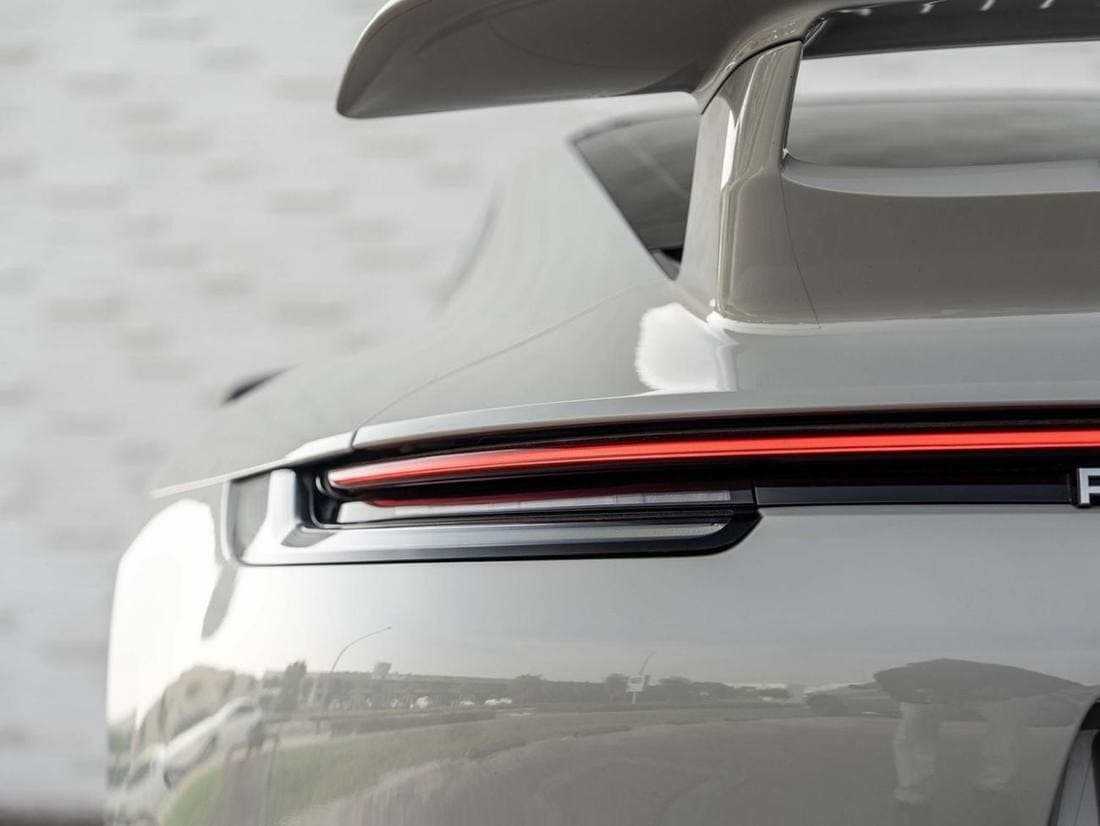2024 Porsche 911 CARRERA thumbnail 6