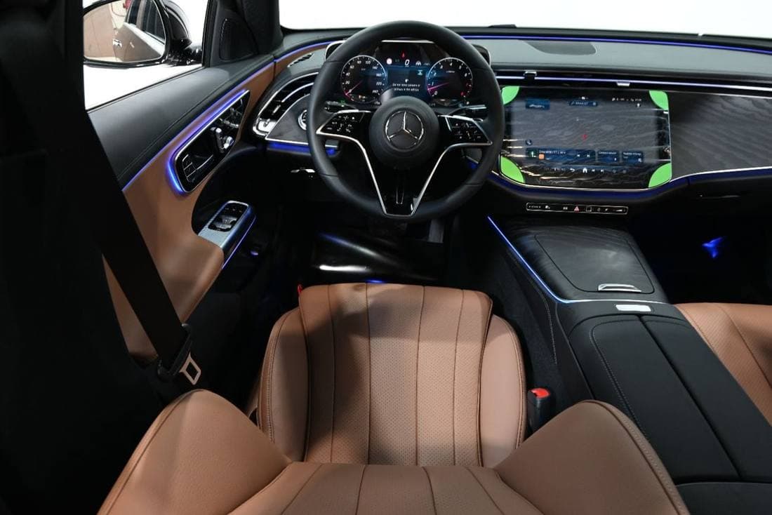 2026 Mercedes Benz E200 STANDARD thumbnail 8