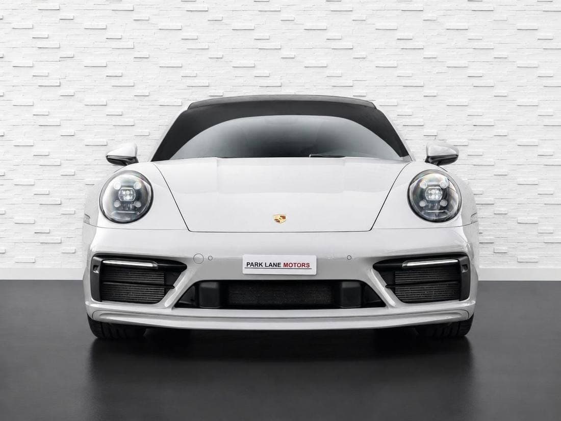 2024 Porsche 911 CARRERA thumbnail 2