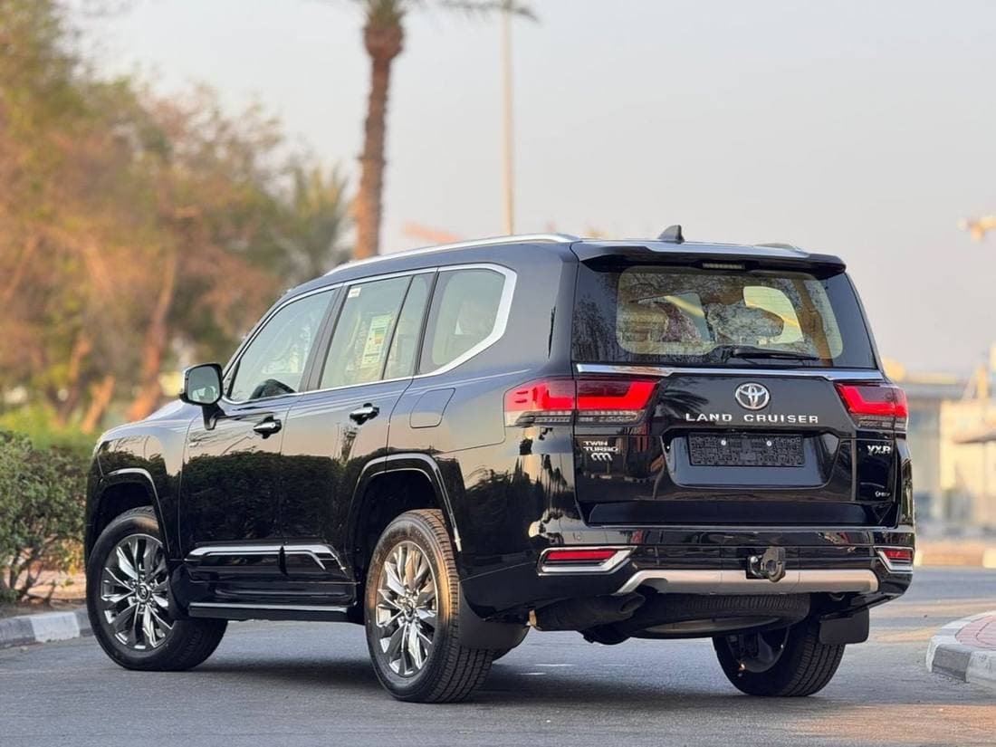 2026 Toyota Land Cruiser VXR thumbnail 8