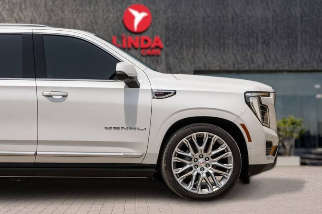 2025 GMC Yukon DENALI thumbnail 8