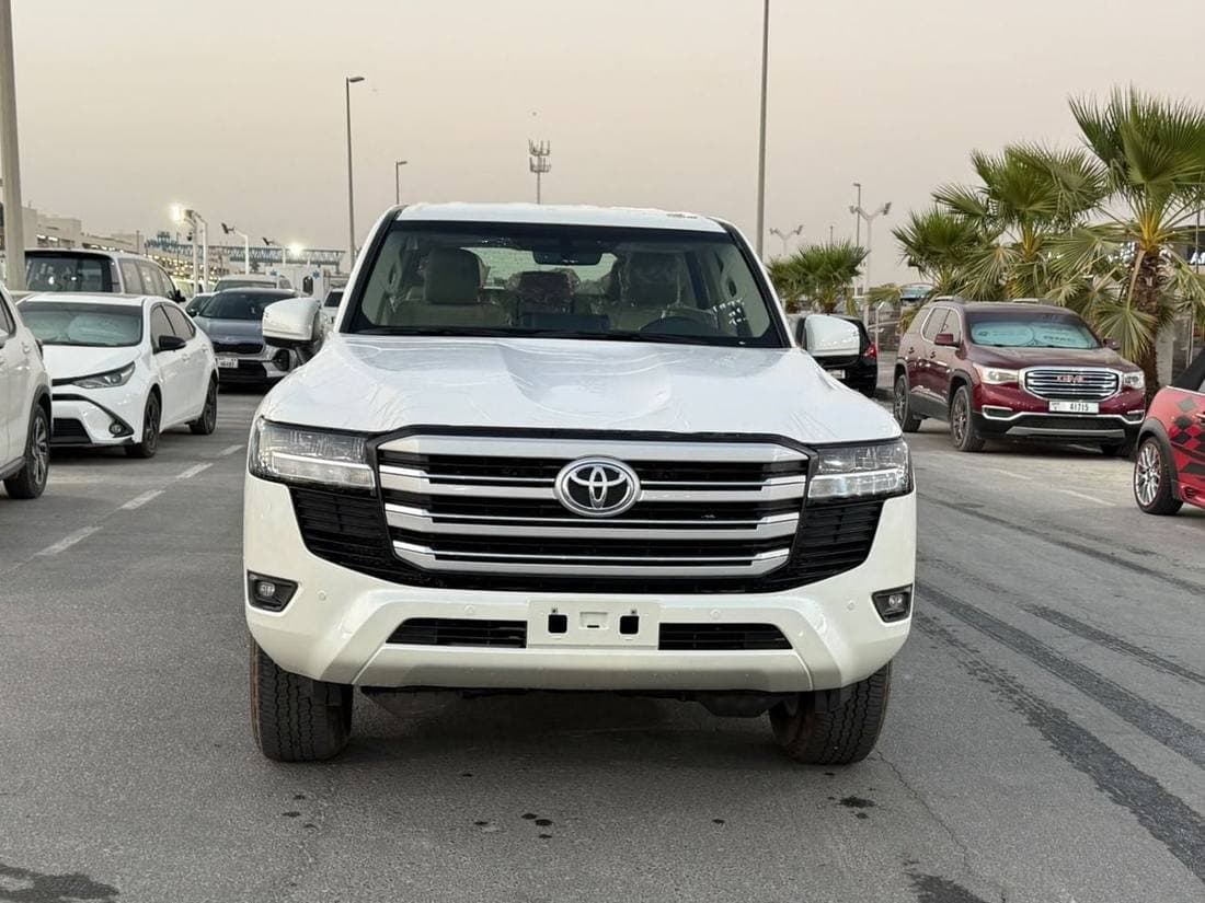 2026 Toyota Land Cruiser GXR thumbnail 2