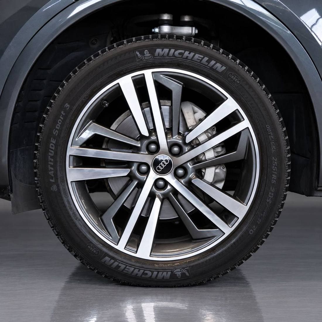2024 Audi Q5 45 TFSI ADVANCED thumbnail 6