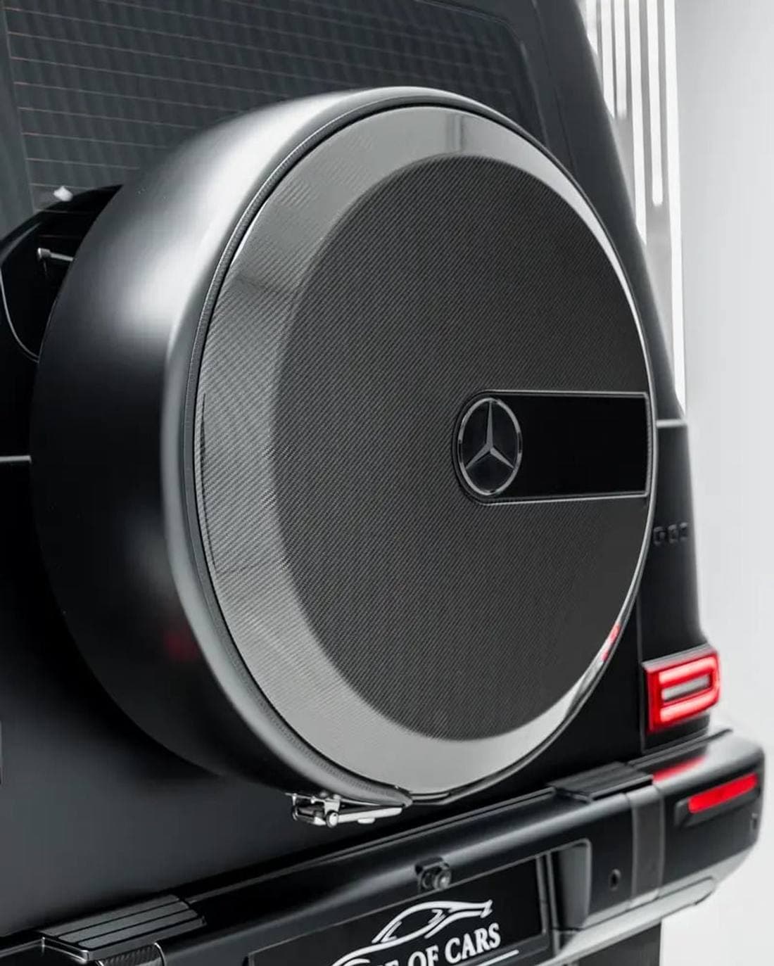 2025 Mercedes Benz G63 AMG thumbnail 6